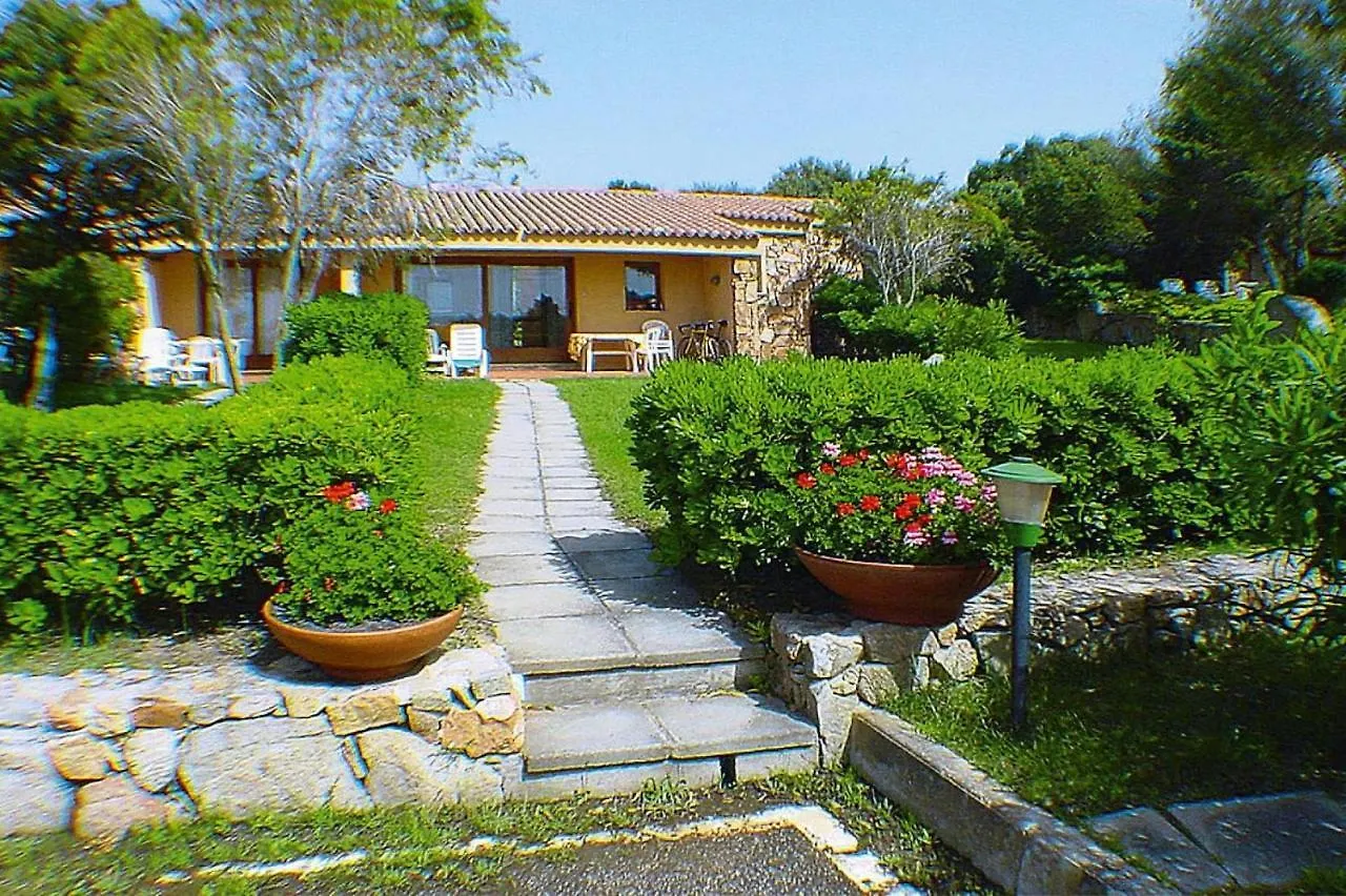Holiday Residence Il Nido Dei Gabbiani, Porto Pollo 0*,